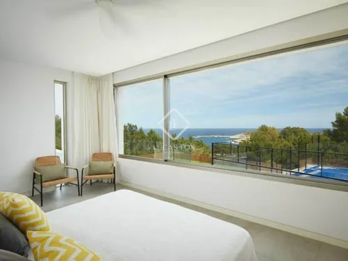 8 Bedrooms House / Villa in Carrer Camí de sa Torre