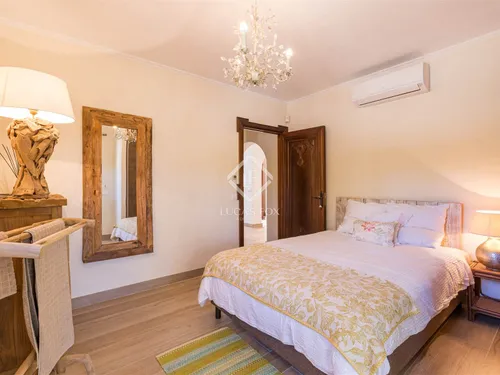 4 Bedrooms House / Villa in San Jordi