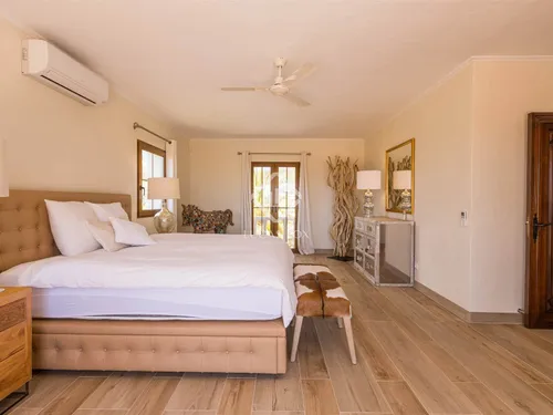 4 Bedrooms House / Villa in San Jordi