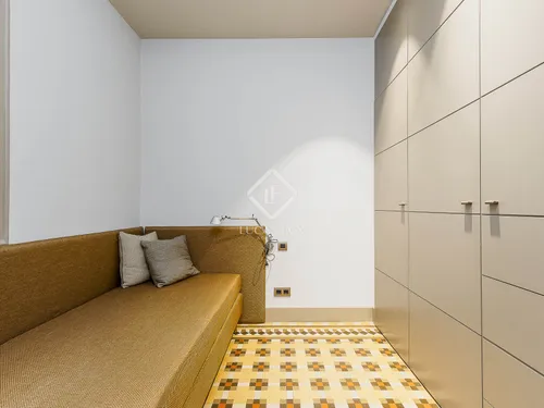 3 Bedrooms Apartment in Consell de Cent