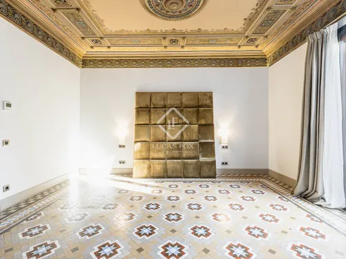 3 Bedrooms Apartment in Consell de Cent