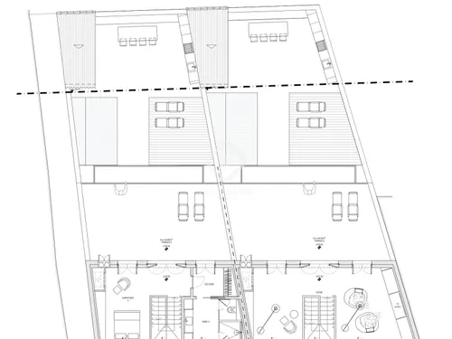 4 Bedrooms House / Villa in carrer baronia de terrades