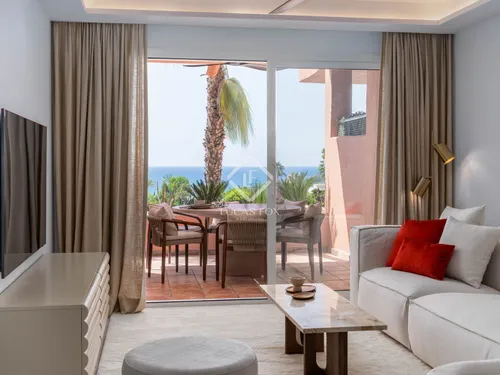 2 Bedrooms Apartment in Oasis 32