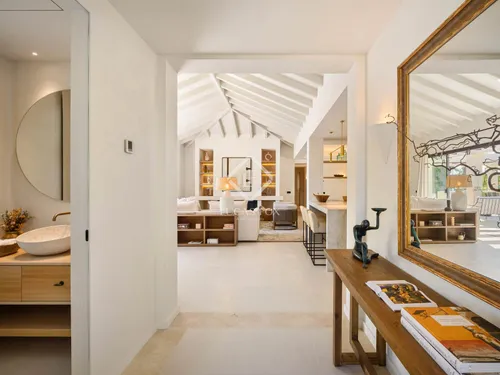 4 Bedrooms House / Villa in Calle Haza del Conde