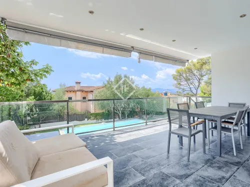 5 Bedrooms House / Villa in Calle Dolors Gual Torrella