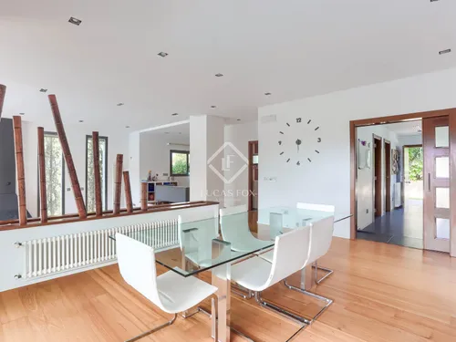 5 Bedrooms House / Villa in Calle Dolors Gual Torrella