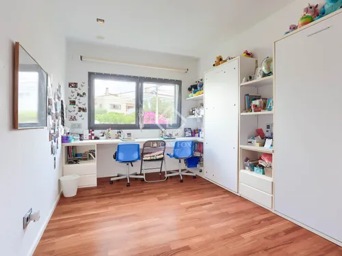 5 Bedrooms House / Villa in Calle Dolors Gual Torrella