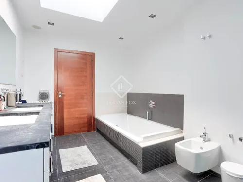 5 Bedrooms House / Villa in Calle Dolors Gual Torrella