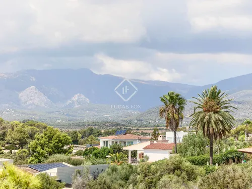 5 Bedrooms House / Villa in Calle Dolors Gual Torrella