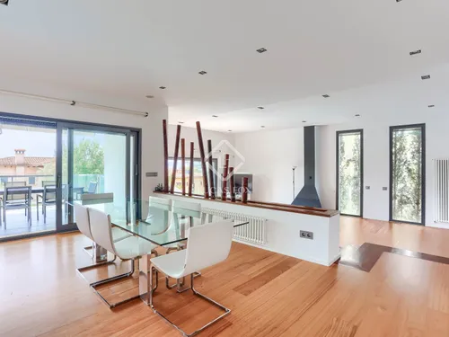 5 Bedrooms House / Villa in Calle Dolors Gual Torrella