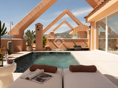 3 Bedrooms Apartment in Avenida Calderon de la Barca