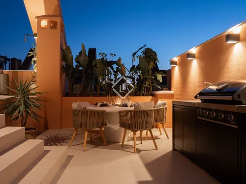 3 Bedrooms Apartment in Avenida Calderon de la Barca