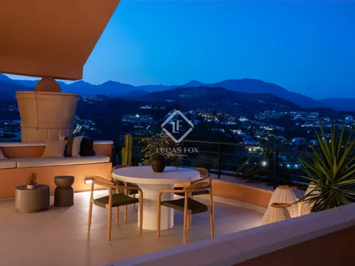 3 Bedrooms Apartment in Avenida Calderon de la Barca