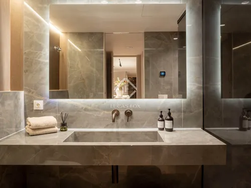 3 Bedrooms Apartment in Avenida Calderon de la Barca