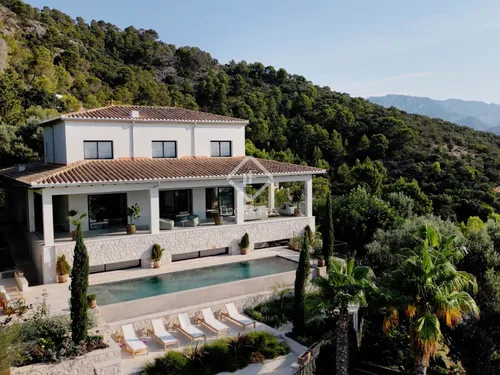 Excellent 5 Bedroom house / villa for sale in Bunyola, Balearic Islands