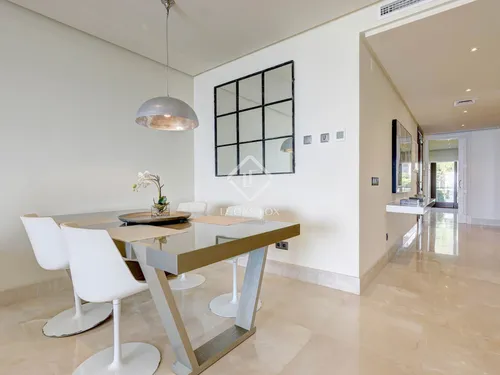 2 Bedrooms Apartment in Av. del Carmen