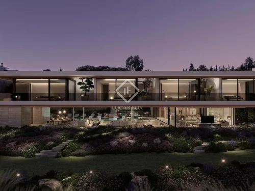 4 Bedrooms House / Villa in La Reserva de Sotogrande