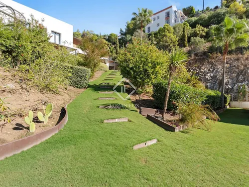 6 Bedrooms House / Villa in El Madroñal