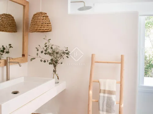 6 Bedrooms House / Villa in La Mola km 15 Venda des Monestir