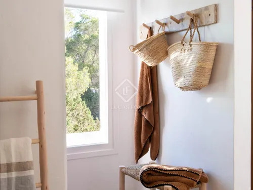 6 Bedrooms House / Villa in La Mola km 15 Venda des Monestir