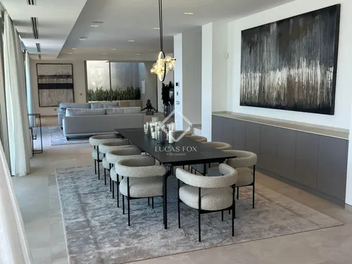 5 Bedrooms House / Villa in Carrer dels Germans Pinzon