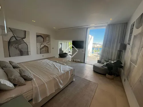 5 Bedrooms House / Villa in Carrer dels Germans Pinzon