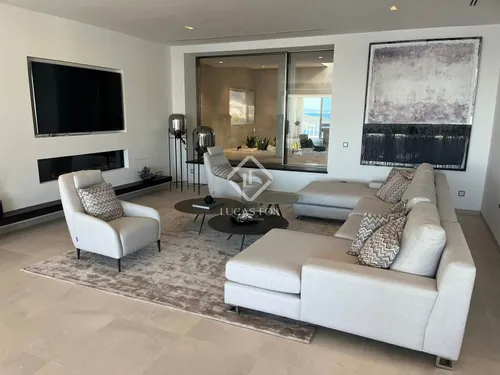 5 Bedrooms House / Villa in Carrer dels Germans Pinzon