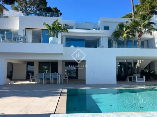 5 Bedrooms House / Villa in Carrer dels Germans Pinzon