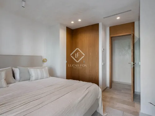 4 Bedrooms Apartment in carrer mateu obrador