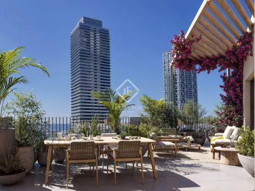 3 Bedrooms Apartment in Joan Miró