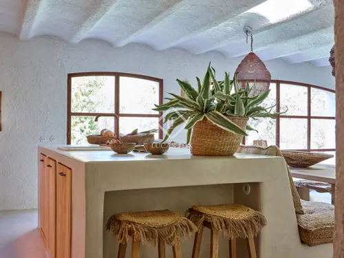 7 Bedrooms House / Villa in DS DISSEMINAT