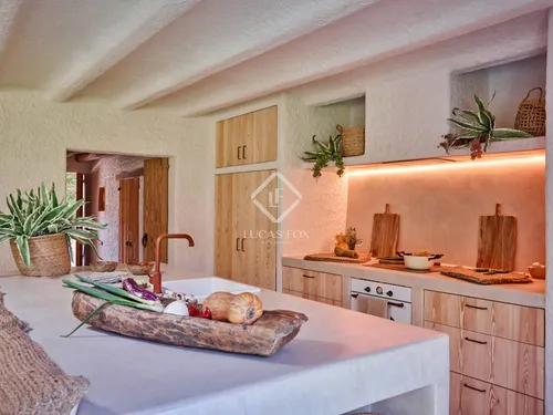 7 Bedrooms House / Villa in DS DISSEMINAT