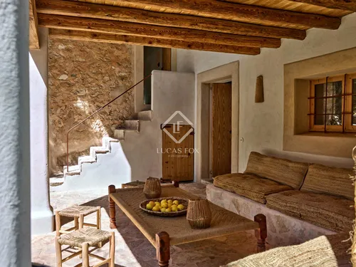 7 Bedrooms House / Villa in DS DISSEMINAT