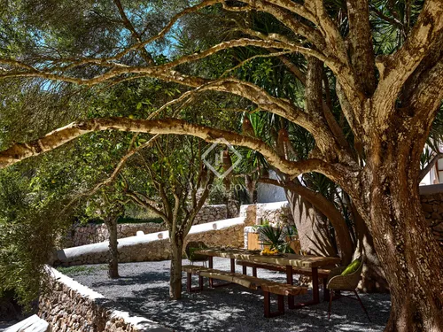 7 Bedrooms House / Villa in DS DISSEMINAT