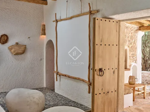 7 Bedrooms House / Villa in DS DISSEMINAT