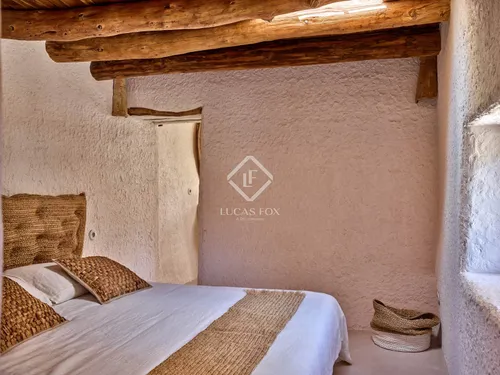 7 Bedrooms House / Villa in DS DISSEMINAT