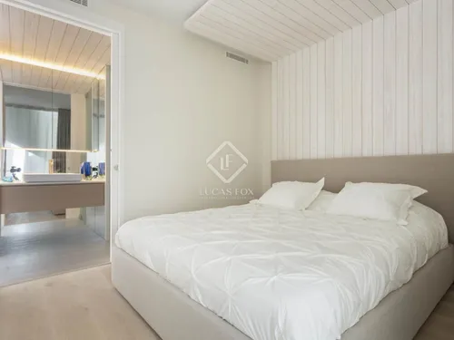 4 Bedrooms Apartment in Doctor Aiguader