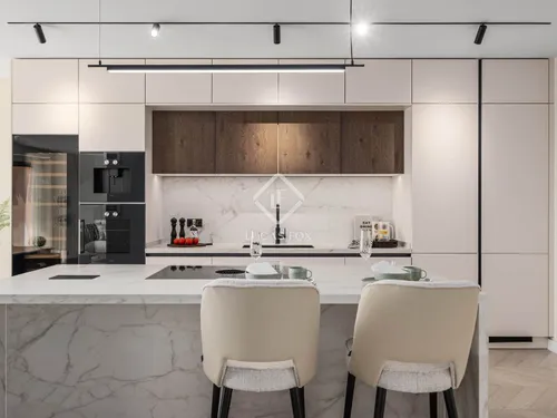 4 Bedrooms Apartment in Super Manzana