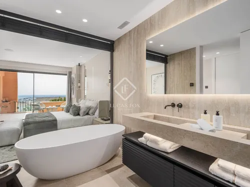 4 Bedrooms Apartment in Super Manzana