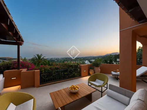 4 Bedrooms Apartment in Super Manzana