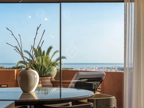 4 Bedrooms Apartment in Super Manzana