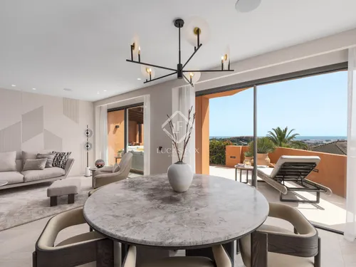 4 Bedrooms Apartment in Super Manzana