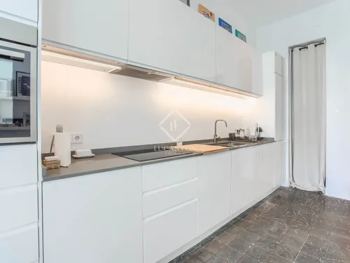 3 Bedrooms Apartment in Carrer Bisbe Perelló