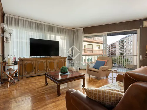 4 Bedrooms Apartment in RD GENERAL MITRE