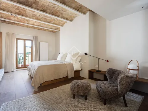 3 Bedrooms Apartment in Ausias Marc