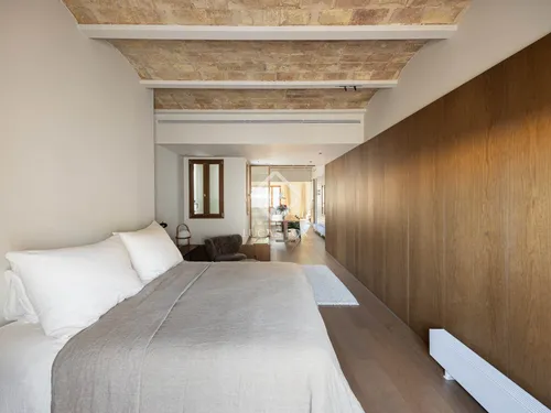 3 Bedrooms Apartment in Ausias Marc