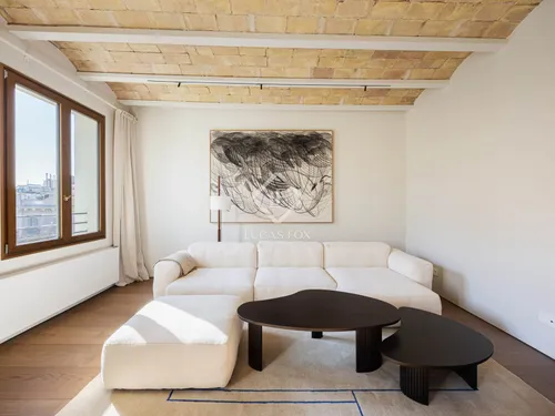 3 Bedrooms Apartment in Ausias Marc