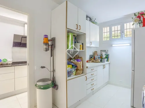 3 Bedrooms Apartment in Calle Ramon de Moncada