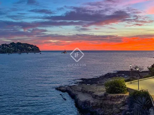 3 Bedrooms Apartment in Calle Ramon de Moncada