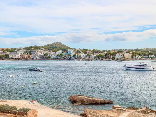 3 Bedrooms Apartment in Calle Ramon de Moncada